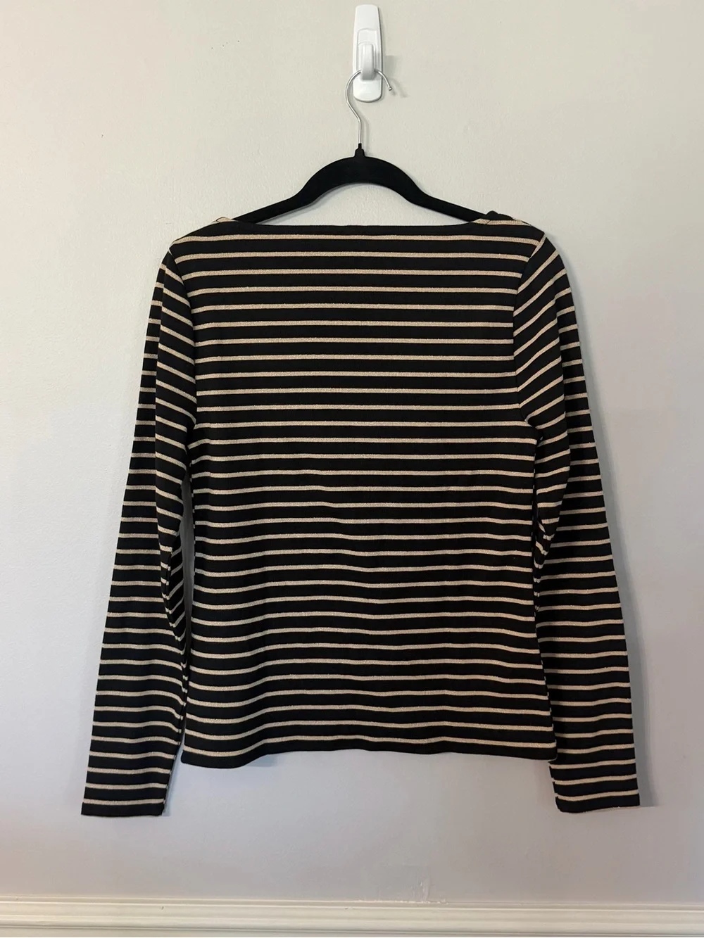 J. Crew Women’s Long Sleeve Crewneck Black and Cream Stripe Top Sz L NWT